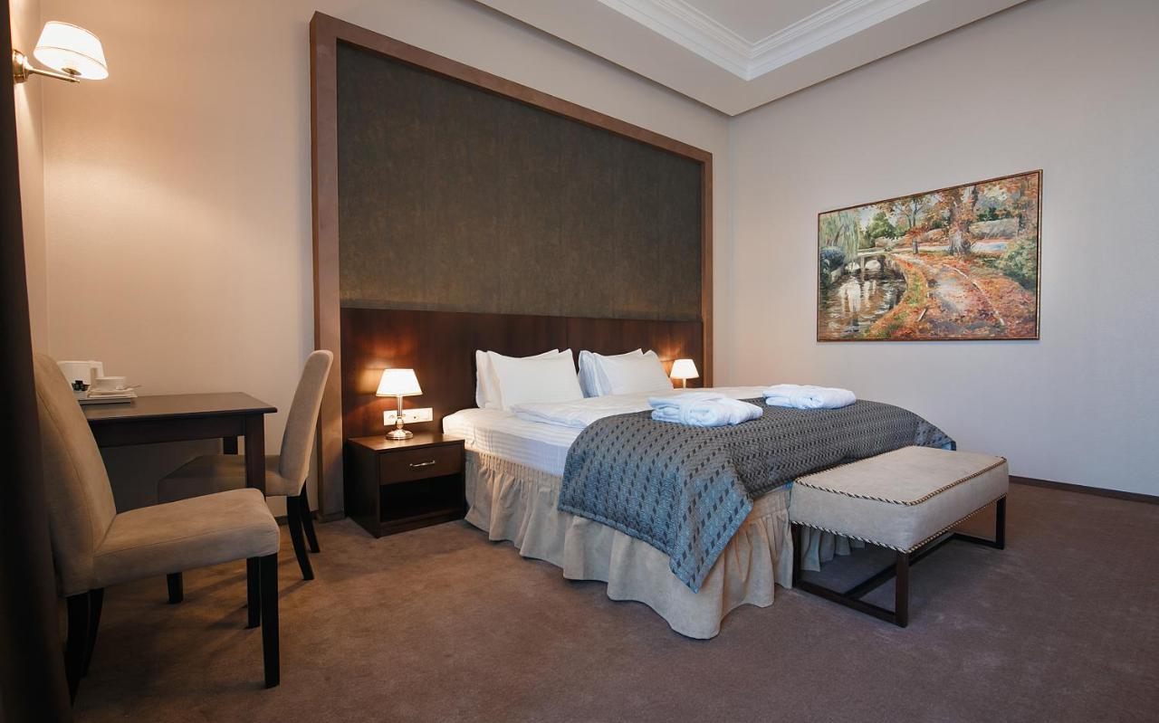 Tsunami Spa Hotel Dnipro Ngoại thất bức ảnh