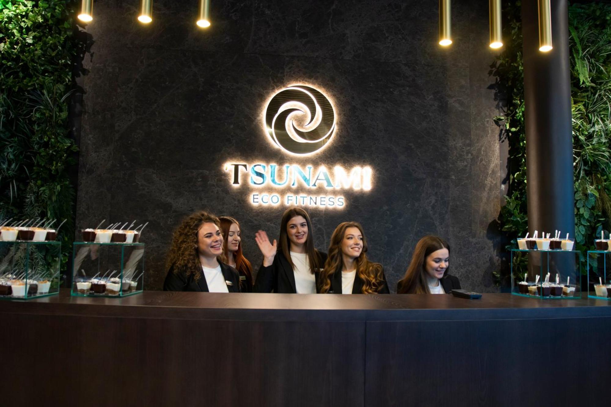 Tsunami Spa Hotel Dnipro Ngoại thất bức ảnh