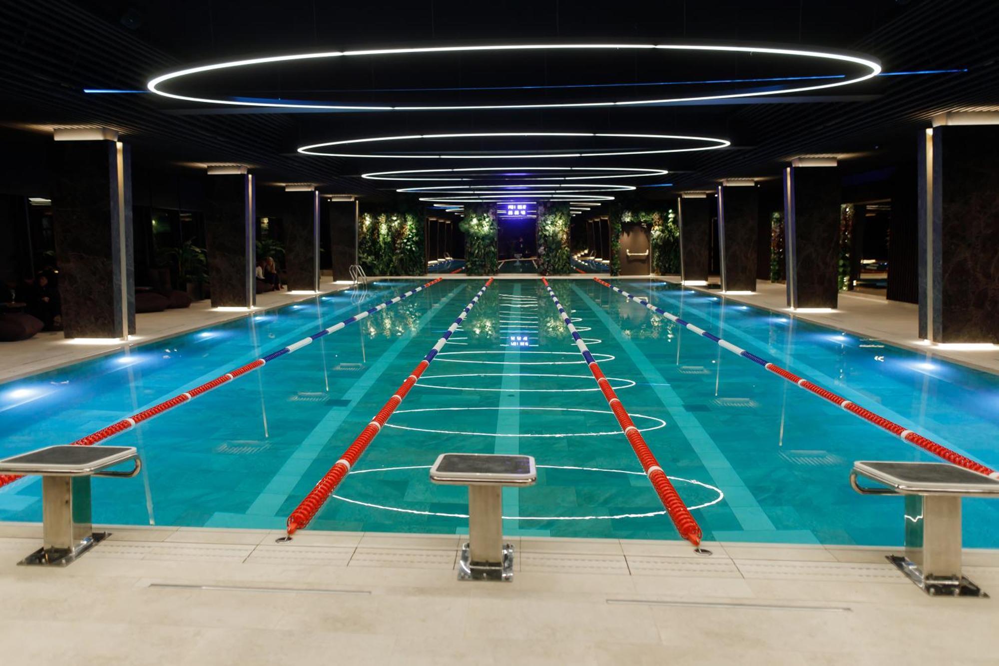 Tsunami Spa Hotel Dnipro Ngoại thất bức ảnh