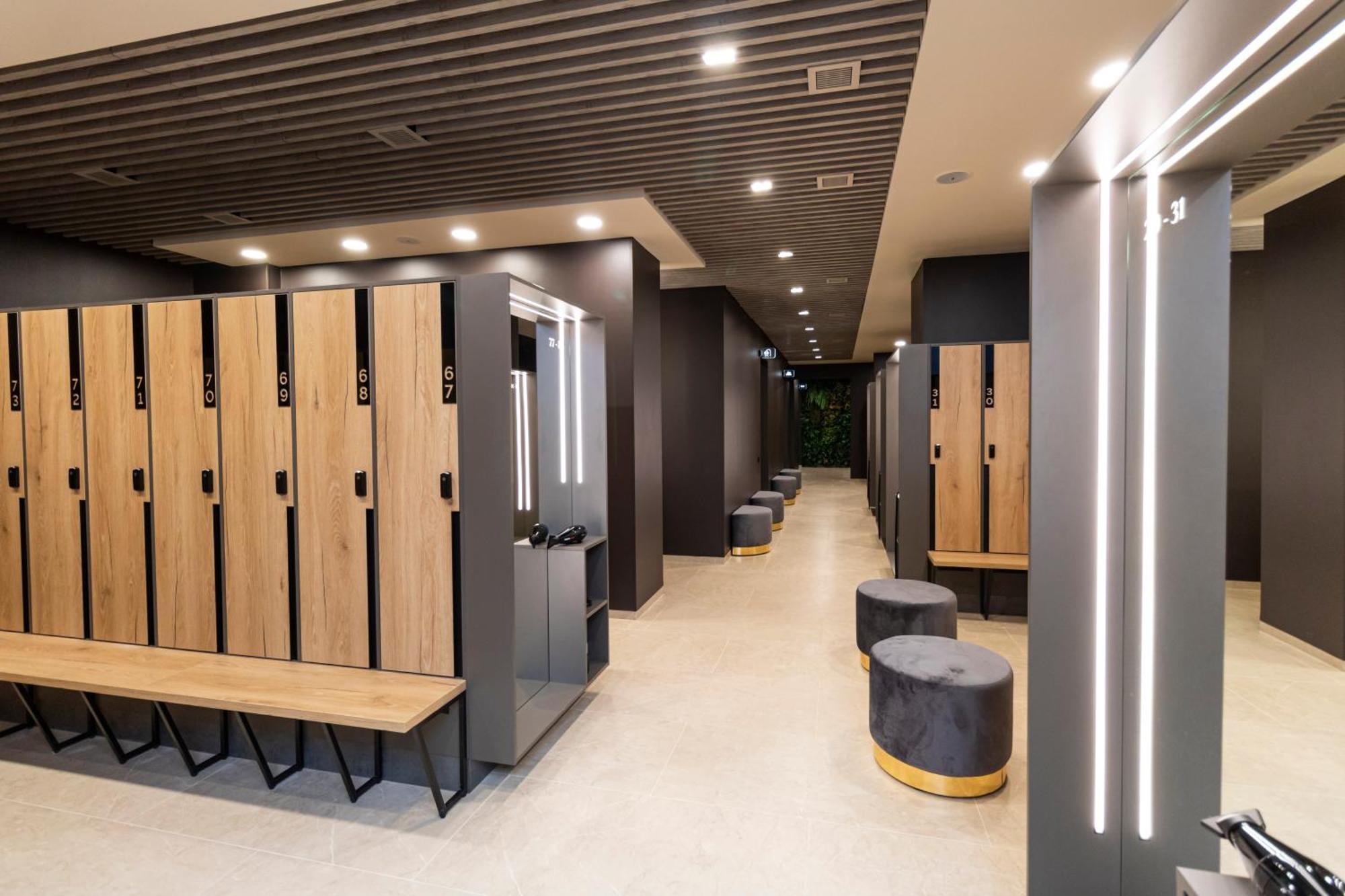 Tsunami Spa Hotel Dnipro Ngoại thất bức ảnh