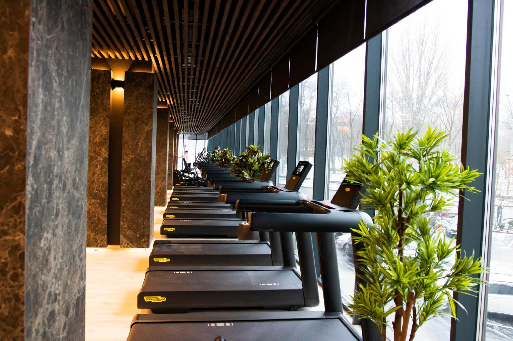 Tsunami Spa Hotel Dnipro Ngoại thất bức ảnh