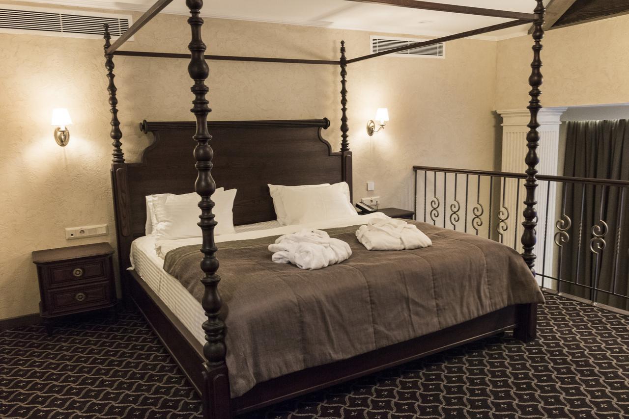 Tsunami Spa Hotel Dnipro Ngoại thất bức ảnh